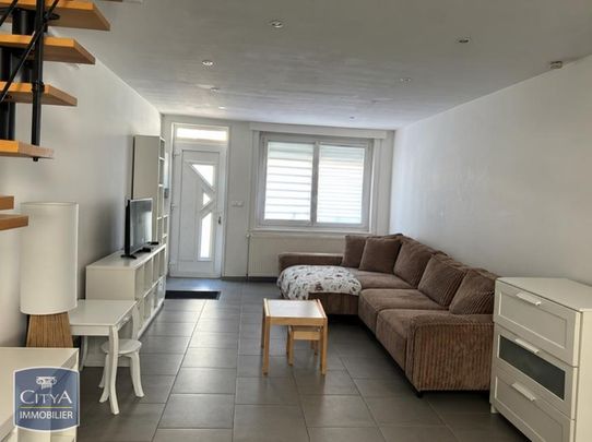 Location Maison 3 pièces 61m² ERQUINGHEM LYS 59193 - Photo 1