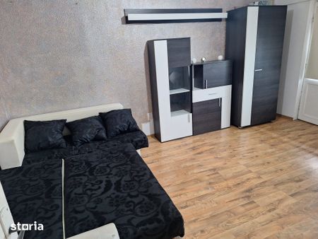 Apartament 3 camere ,decomandat, Faleza Nord - Photo 4