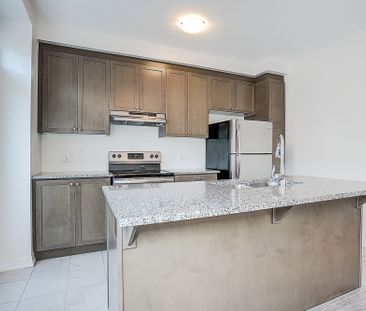 For Lease - 3353 Carding Mill Trail, Oakville, Ontario - Photo 5