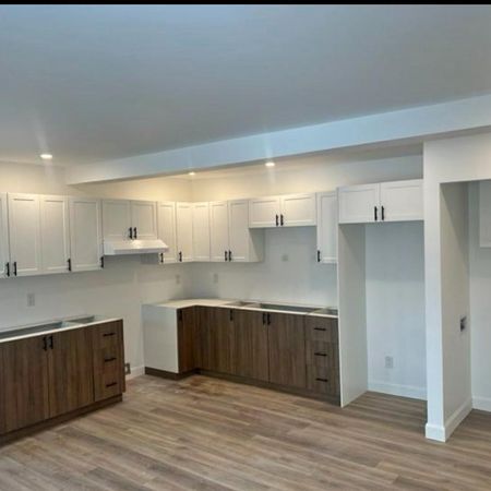 Beau 3 1/2 à louer Rénové - Magog ( Triplex ) 1er JUILLET 2026 - Photo 3