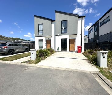 Modern 2-bedroom Townhouse in Wallaceville - Photo 4