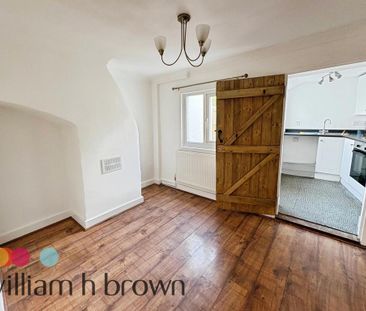 2 bedroom terraced house to rent - Photo 5