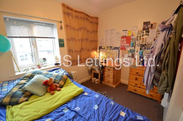5 Bedroom Semi-Detached House for rent in Newport View - Photo 1