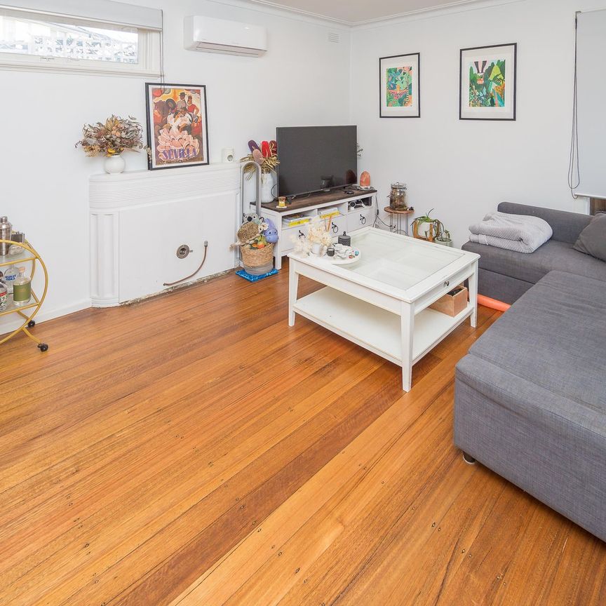 Renovated delight - Photo 1