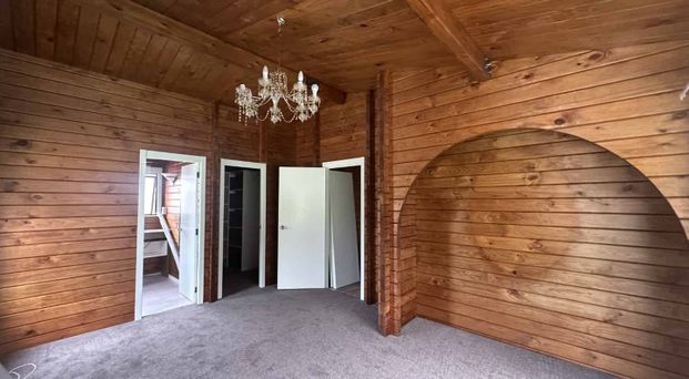 Spacious 4-Bedroom Family Home in Henderson Valley - Photo 1