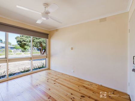 10 Linlithgow Way, 3337, Melton West Vic - Photo 5