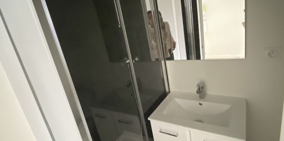 STUDIO NEUF RUE JACOBINS 16 M2 - Photo 3