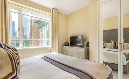 Circus Apartments, Canary Wharf - Photo 3