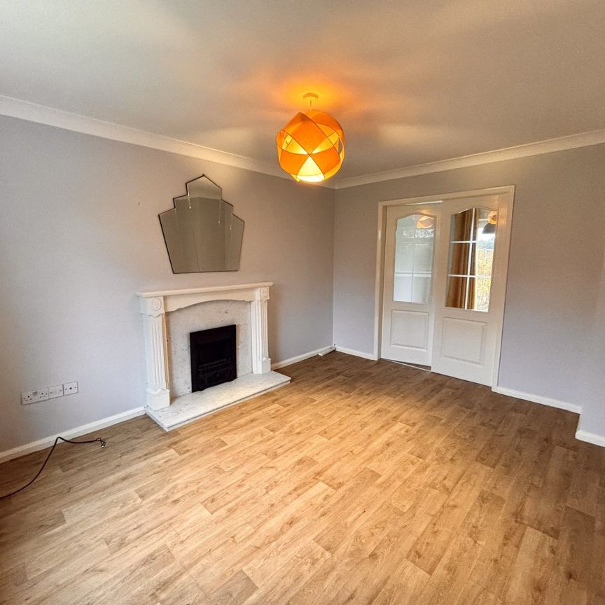 CatholmeLane, BartonunderNeedwood, Burton-on-Trent - Photo 1