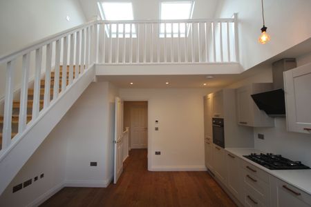 High Road, Bushey Heath, Bushey - Photo 4