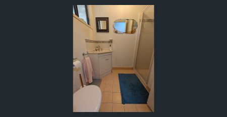 2 bedroom cottage located in Howard - Photo 4