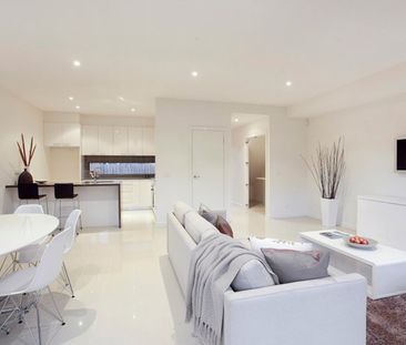 TWO BEDROOM TOWNHOUSE - PERFECTLY POSITIONED - Photo 6