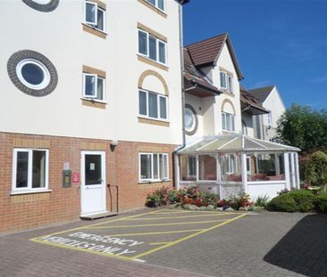 1 bedroom retirement property to rent - Photo 6