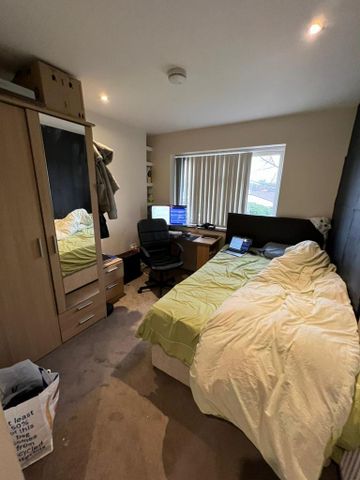 6 bedroom semi-detached house to rent - Photo 3