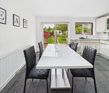 4 bedroom terraced house to rent - Photo 4