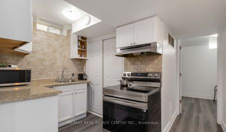For Lease - 5438 Tenth Line Unit# BASEMENT, Mississauga, Ontario - Photo 3
