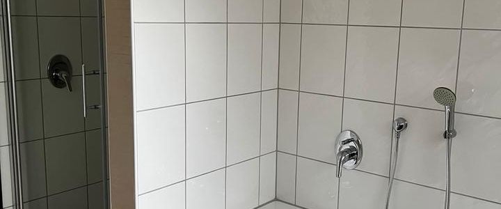 Schöne 5 Zimmer Maisonette Wohnung in Bergisch Gladbach Schildgen - Photo 1