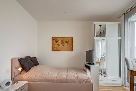 Messestadt Riem, near U-Bahn U2: modern studio - Photo 2