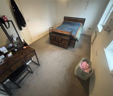 3 bedroom semi-detached house to rent - Photo 5