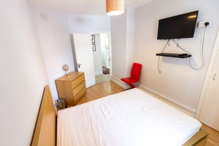 Room in a Shared Flat, Pilton Place, SE17 - Photo 2