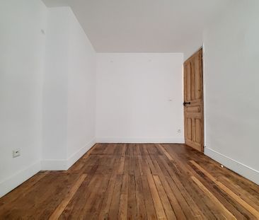 Noves, centre : Maison de village T3 58 m² avec 2 chambres, - Photo 6