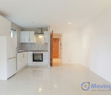 Coe Avenue, South Norwood, SE25 5HN - Photo 4