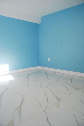 For Lease - 593 Ridgeway Avenue, Oshawa, Ontario - Photo 3