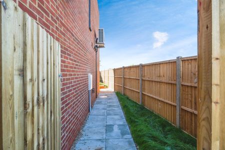 Alfriston Road - Photo 2