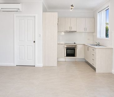 Charming Two-Bedroom Granny Flat with Private Yard - Photo 3