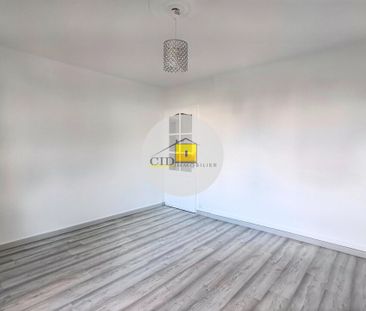Location Appartement 4 pièces 70m² ST PRIEST 69800 - Photo 4