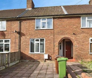 Heathway, Dagenham, RM9 - Photo 4