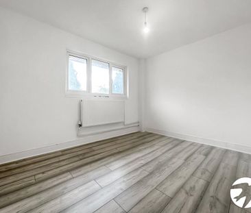 2 bedroom end of terrace house to rent - Photo 4