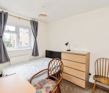 4 bedroom house to rent - Photo 2