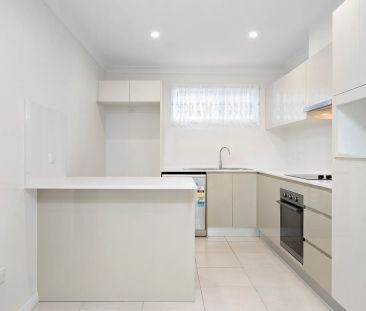 Modern Comfort in a Prime Castle Hill Pocket - Photo 3