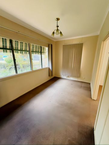 4 bed 1 bath - Photo 2