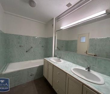 Location Appartement 3 pièces 92m² ST NAZAIRE 44600 - Photo 5