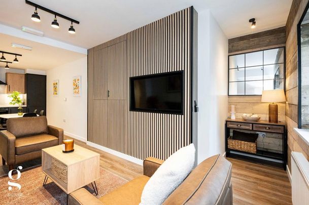 1 bedroom in a flat share to rent - Photo 1