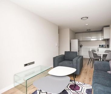 2 bedroom flat to rent - Photo 3
