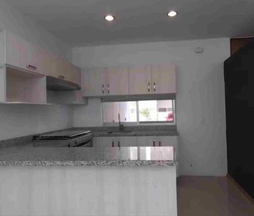 Excelente Casa en RENTA en El Colli Urbano - Foto 6