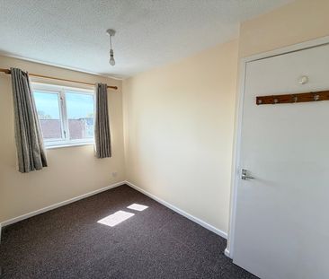 Appledore Place, Newton, Swansea, SA3 - Photo 3