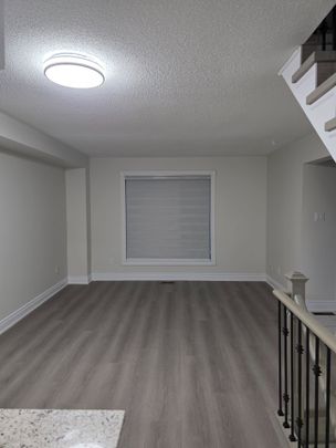 For Lease - 5865 Dalebrook Crescent Unit# 19B, Mississauga, Ontario - Photo 1