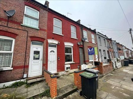 Room In Shared House - Malvern Road, LU1 - Photo 5