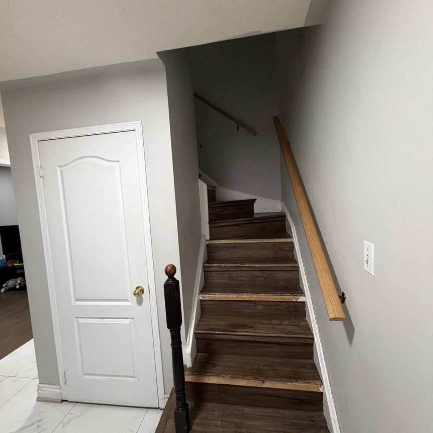 For Lease - 59 LARKSPUR Road, Brampton, Ontario - Photo 1