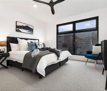 Stunning Family Haven in Elwood – Available 12 Jan 2026 - Photo 6