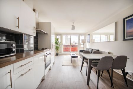 Spinnaker House-Room 2 - Photo 3