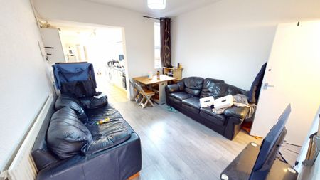 Newton Grove Selly Oak - Photo 5
