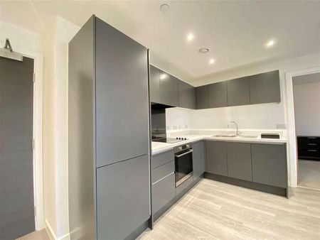 Downtown, Woden Street, Salford, M5 - Photo 4