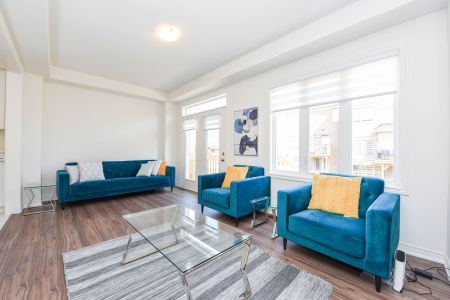 For Lease - 38 Silver Meadow Gardens, Hamilton, Ontario - Photo 3