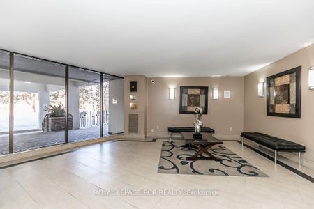 1215 5 Shady Golfway - Photo 4