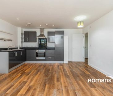 2 bedroom flat to rent - Photo 5